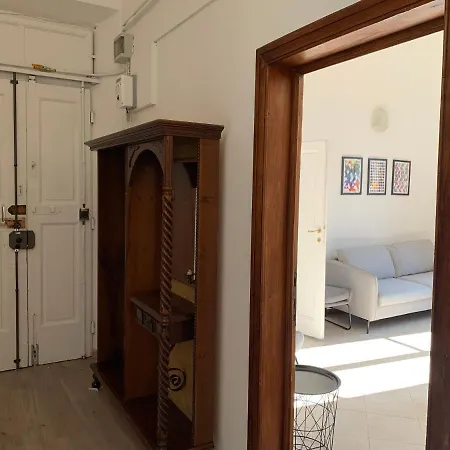 Apartment Porta Rossa Florenz